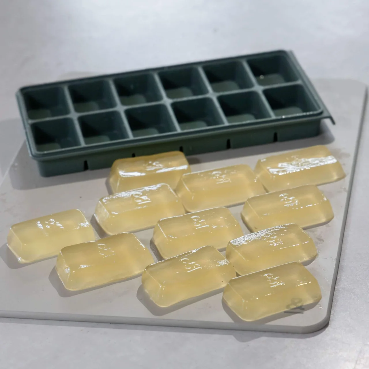 12 Portion Silicone Freezer Tray | 25ml - Image 12